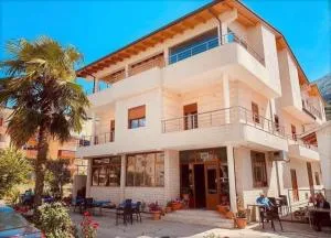 ELMA Guest House - Qendra