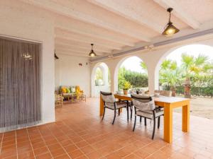 Holiday Home Lucky by Interhome