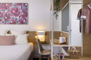 Hotels Hotel Paris Louis Blanc : photos des chambres