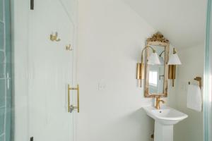 Guesthouse Charleston EAST 44