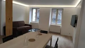 maison face à la dordogne avec terrasse - Liournat