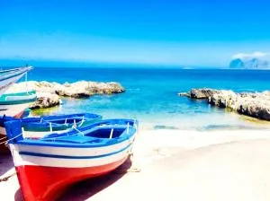 Villa MiraMar Luxury Suite Palermo Airport - 卡里尼