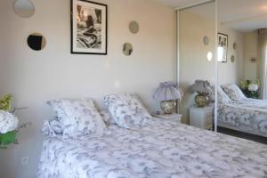 Apartment in Cannes with Sea View