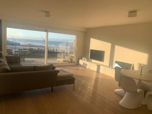 De Witte Berg met zonnig zeezicht & uniek terras!