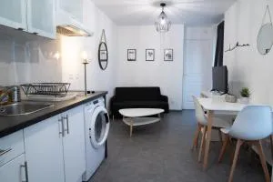 Apart By Jo - 圣日耳曼昂莱