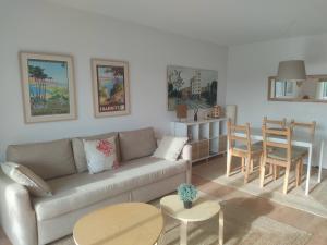 Appartements Bidasoa con vistas : photos des chambres