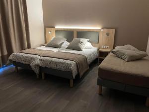 Hotels Hotel MAAS : photos des chambres