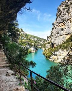 Appartements STUDIO ELEGANT & MODERNE - ENTRE LAVANDE ET GORGES DU VERDON : photos des chambres