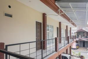 RedDoorz Syariah @ Raya Punten Batu