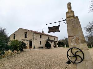 Maisons de vacances Warm 2 bedroom stone house with garden - Dodo et Tartine : photos des chambres