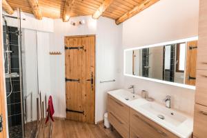Chalets Le Bois des Neiges Charmant chalet authentique a 5 mn de Gerardmer : photos des chambres