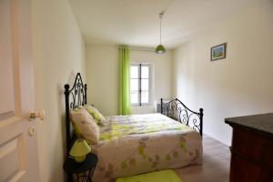 Maisons de vacances L'Oustau - ruelle bucolique : photos des chambres