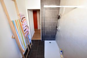 Appartements Marcat - Clim - Patio : photos des chambres