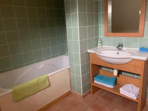 Cottage en duplex meublé au calme proche Orleans