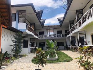 Hotel Oasis Port Barton