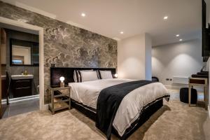 The Ebor Suite @ Ryedale House