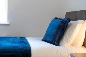 Contractor Base - City Centre - TVs inRooms