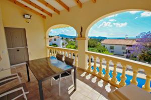 Sol Mar - sea view holiday home with private pool in Benissa