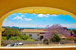 Sol Mar - sea view holiday home with private pool in Benissa