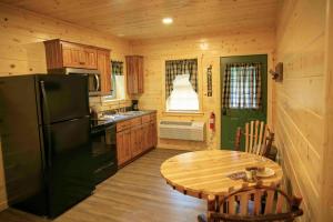 Blessing Lodge by Amish Country Lodging