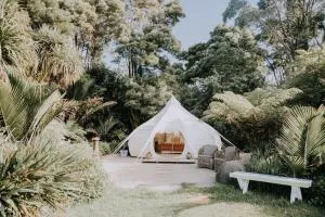 Belle Glamping by the Sea - Aongatete