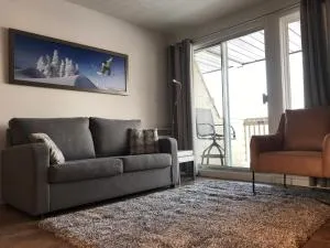 Magog Waterfront Condo - Austin