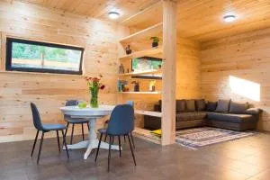 Incredibly cozy six-person villa with a private yard, mountain views, kitchen, bath and living room Svaneti Countryside 2 - Dolasvip'i