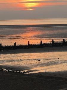 pets stay free 3 bedroom caravan at heacham beach