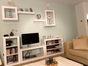 Duquesa Village (La Casa del Loonos)