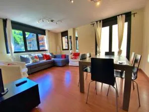 Areny, Canillo centro, en frente del telecabina de Grandvalira - Canillo