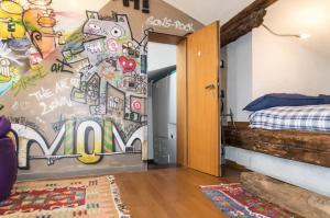 The Graffiti Room Roofs Panoramic View