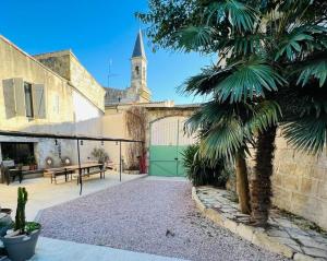 B&B / Chambres d'hotes Oustaou de Betty et Bob : Chambre Familiale avec Terrasse 