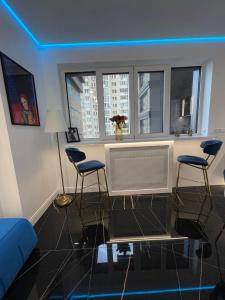 1 room 65m2 center of Obolon near River side.