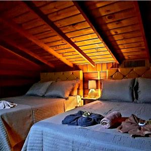 SPA Rossett em Itapoá - Luxo e conforto c piscina, hidromassagem e cromoterapia, p 22 pessoas!