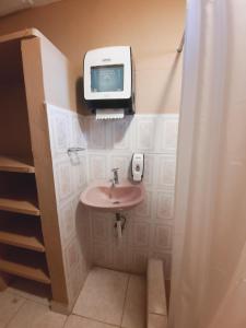 BlueRock Hostal