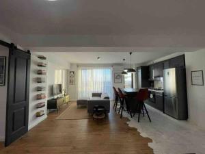 Modern 2-bedroom apartment in new residence