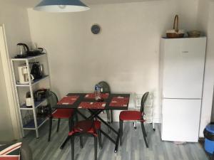 Appartements Lo Vedelier d'AUBRAC : photos des chambres