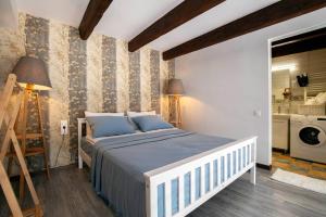 Freedom Square Studios