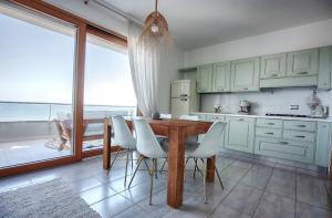 Sundinia Home, Vista sul Mare