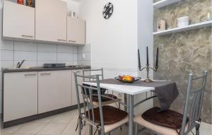1 Bedroom Stunning Apartment In Jesenice 