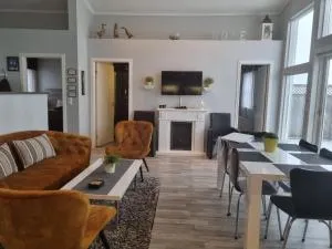 Icelandic Cottages - Hraunvellir