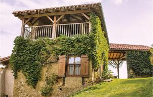 Maisons de vacances Stunning Home In Masseube With 3 Bedrooms, Sauna And Wifi : Maison de Vacances 3 Chambres 