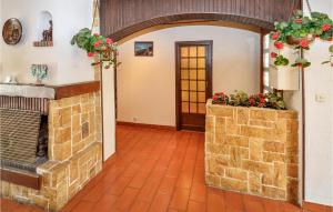 Maisons de vacances Nice Home In Saint Cannat With Wifi : photos des chambres