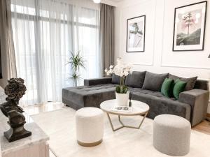 Lolita Lux - Belgrade Waterfront