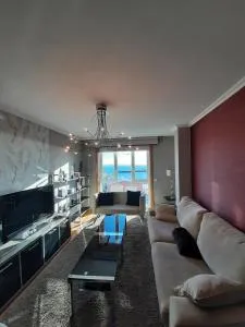 Apartamento Las Carolinas - Deán Pequeño