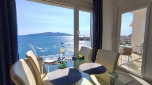 Nautilus Apartment Premium