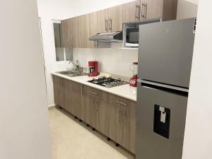 Angels Beach Condo con Piscina, Parking y Parque