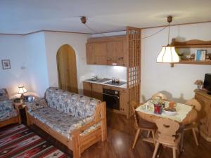 One-Bedroom Apartment room in Residence Casa Canazei