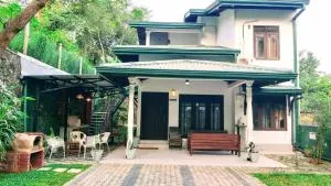 Villa Senan - 2 Apartments - Mirissa - Mirissa