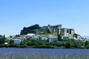 Maisons de vacances holiday home, Grignan : photos des chambres